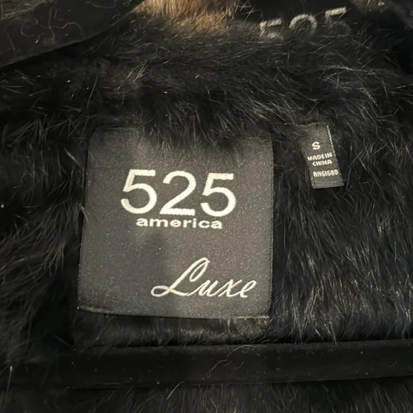 LAST CALL! 525 America Luxe Fur Vest - Picture 3 of 5
